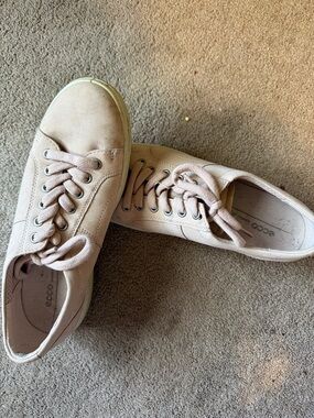 Ecco Women’s  Blush Suede Lace-Up Sneakers